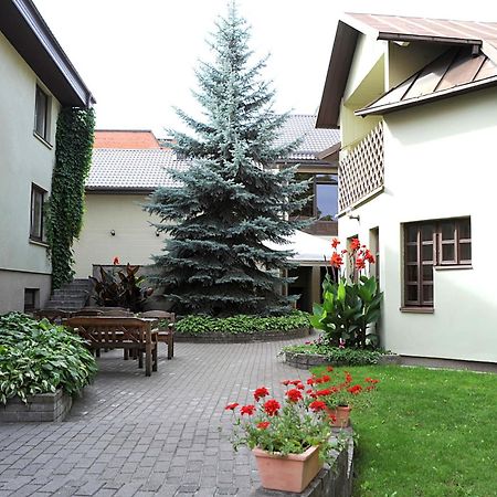 Hotel Senas Namas Алитус Екстериор снимка