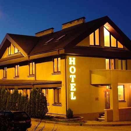 Hotel Senas Namas Алитус Екстериор снимка