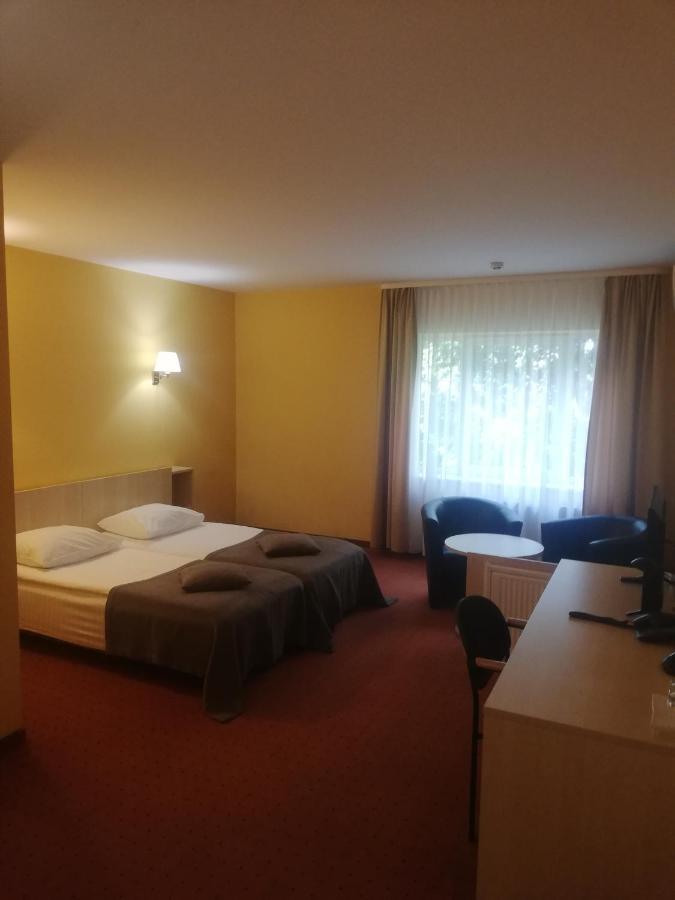 Hotel Senas Namas Алитус Екстериор снимка