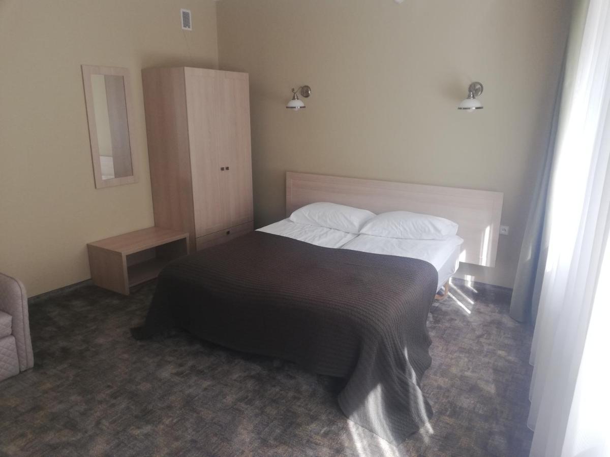 Hotel Senas Namas Алитус Екстериор снимка