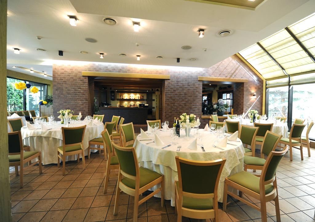 Hotel Senas Namas Алитус Екстериор снимка
