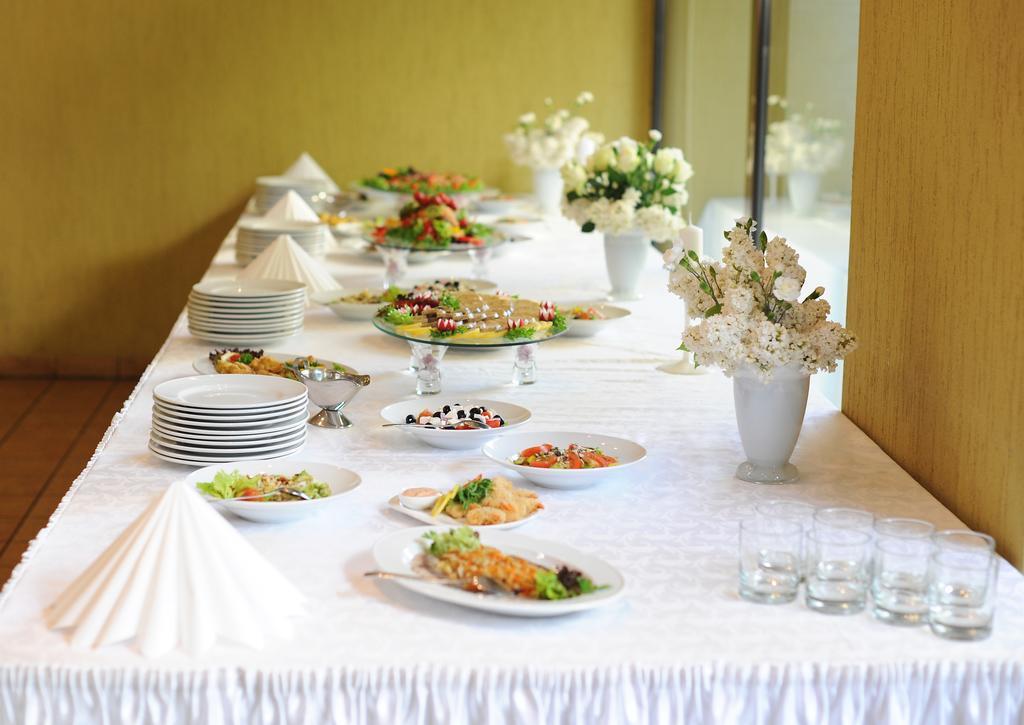 Hotel Senas Namas Алитус Екстериор снимка