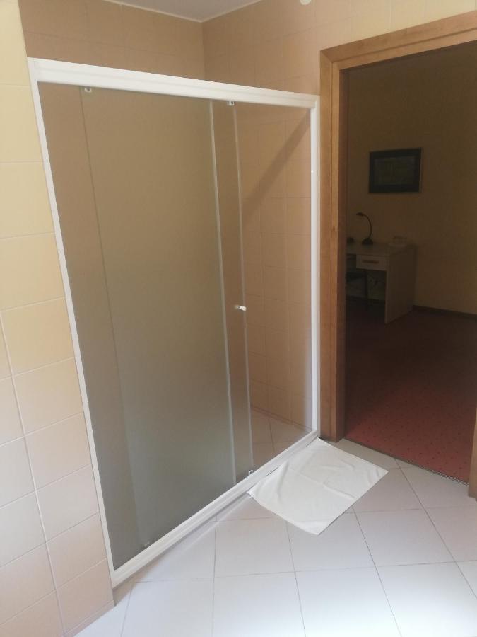 Hotel Senas Namas Алитус Екстериор снимка