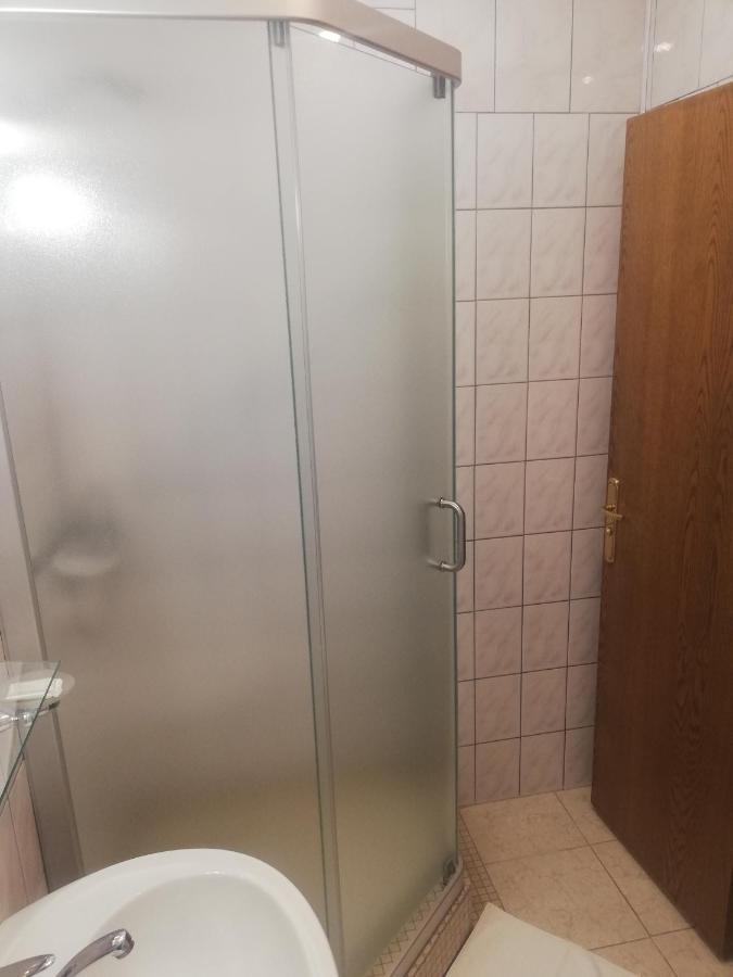 Hotel Senas Namas Алитус Екстериор снимка