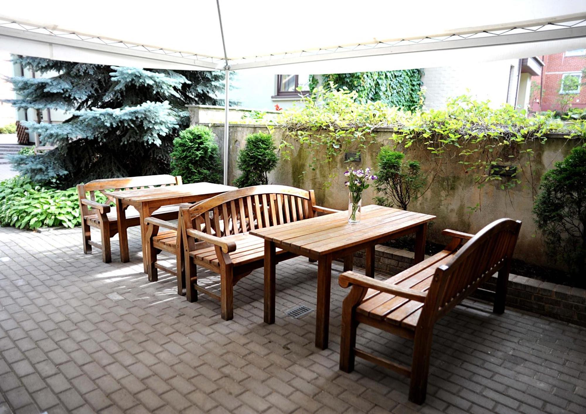 Hotel Senas Namas Алитус Екстериор снимка
